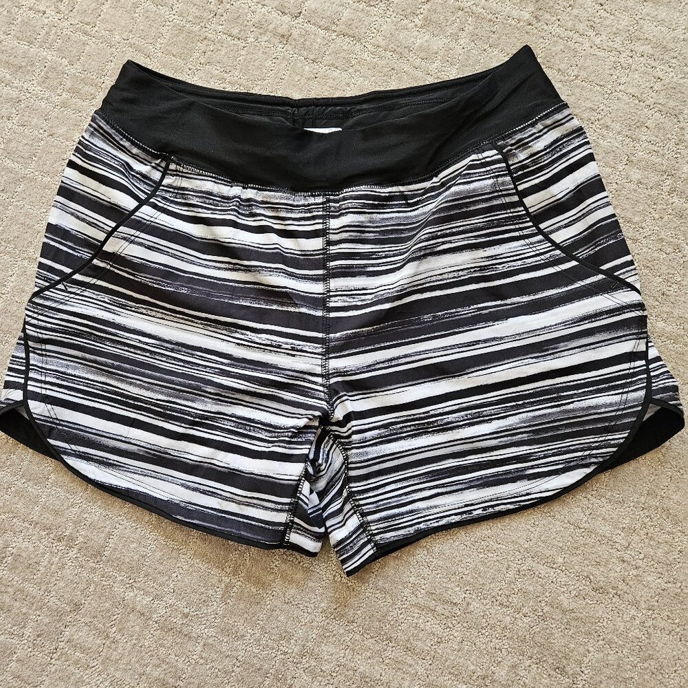 Black/White Ombre 5" Swim Shorts